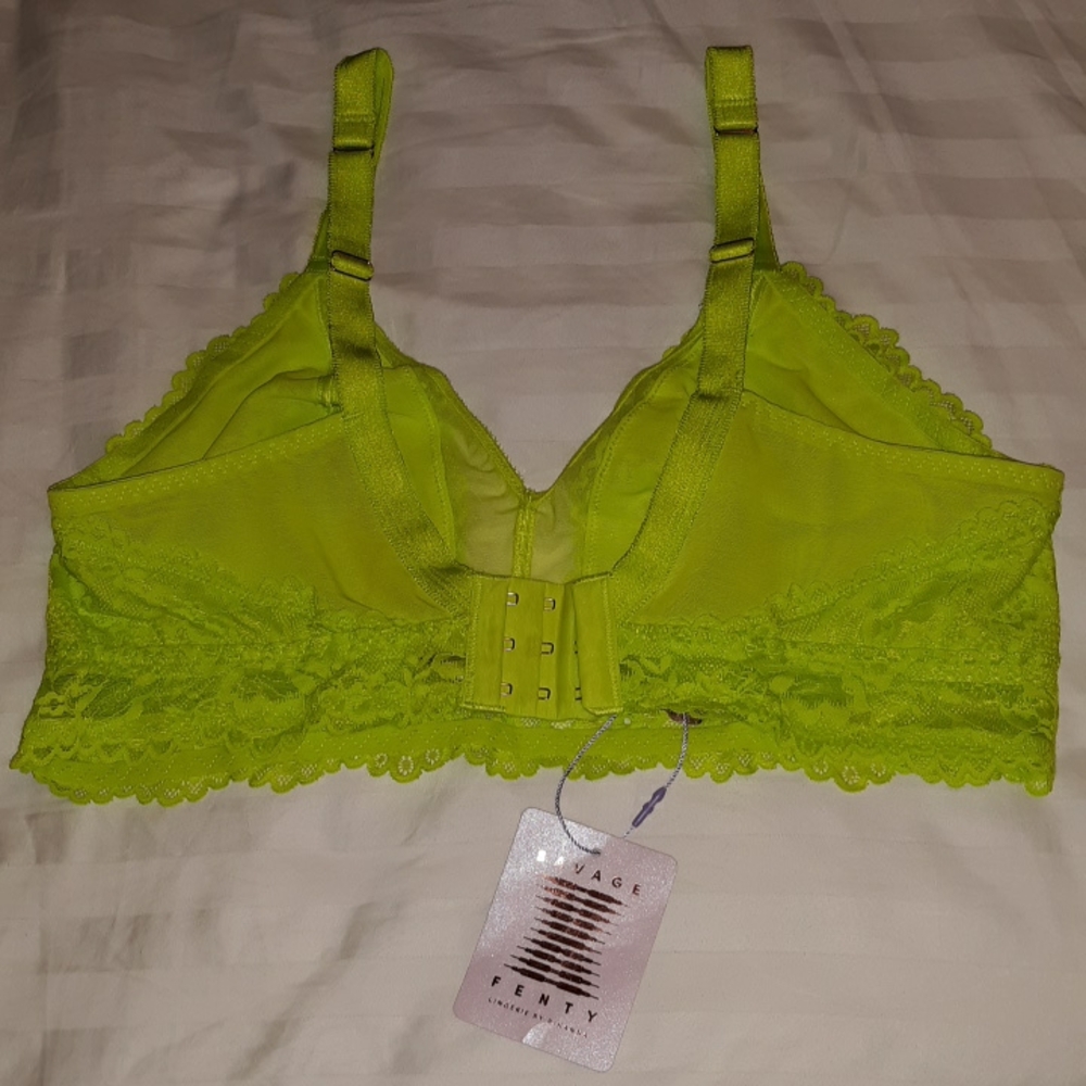 Savage X Fenty Floral Lace Mesh Wireless Bra
